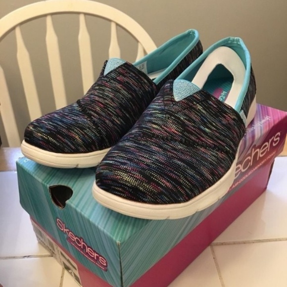 BRAND NEW girl Skechers purflex sparkle lite shoes size US 4Y - Picture 4 of 5